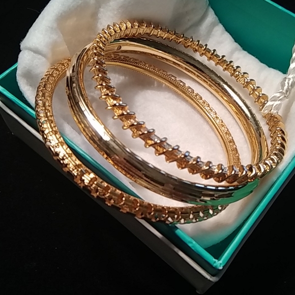 Three HSN new gold bangles - Picture 2 of 6